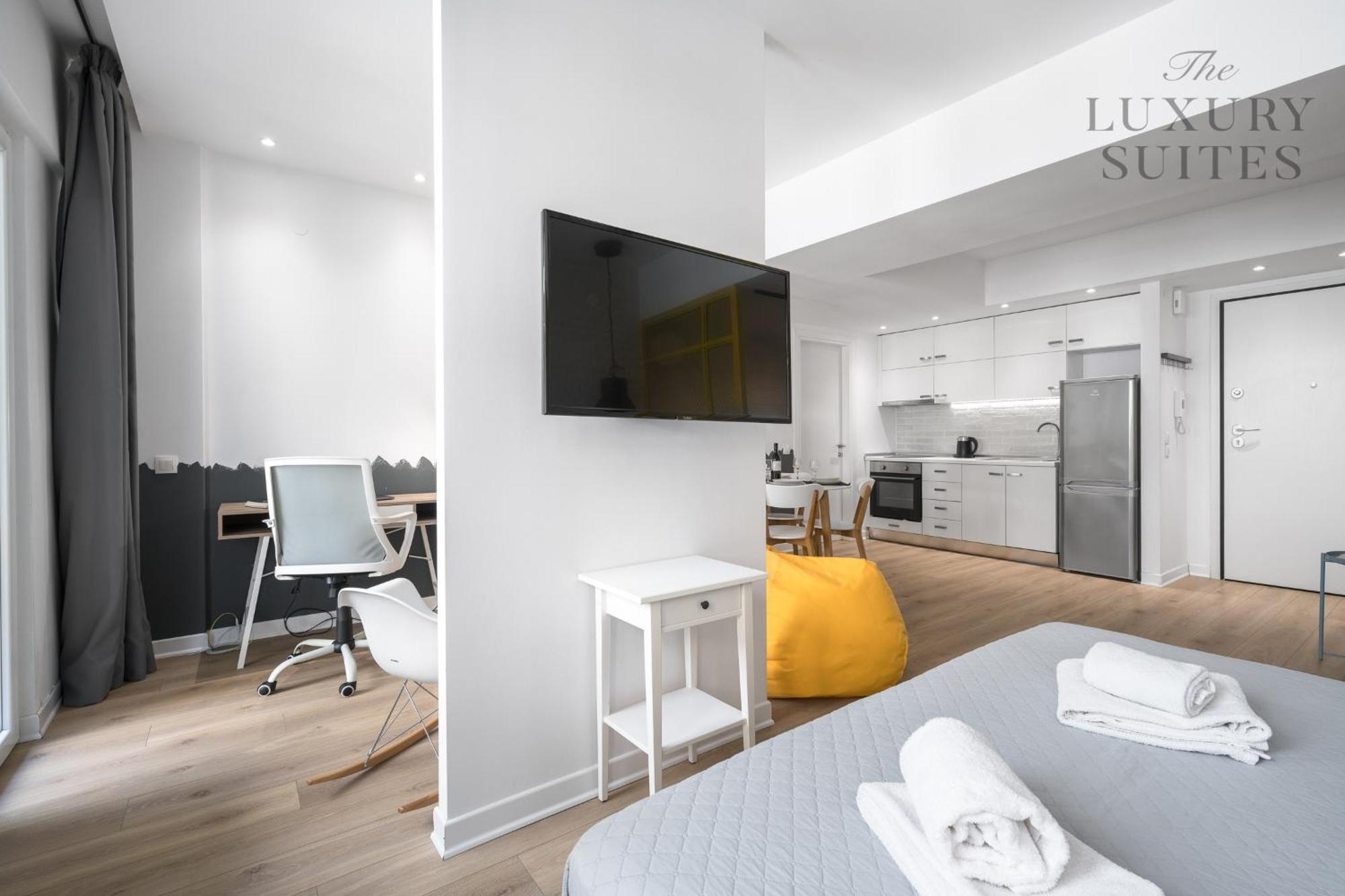 Nyma White Apartments, The Luxury Suites Selanik Dış mekan fotoğraf